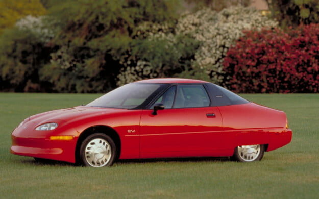 GENERAL MOTORS EV1 ORIGINAL ELECTRIC CAR. PHOTO CREDIT: DIGITAL TRENDS